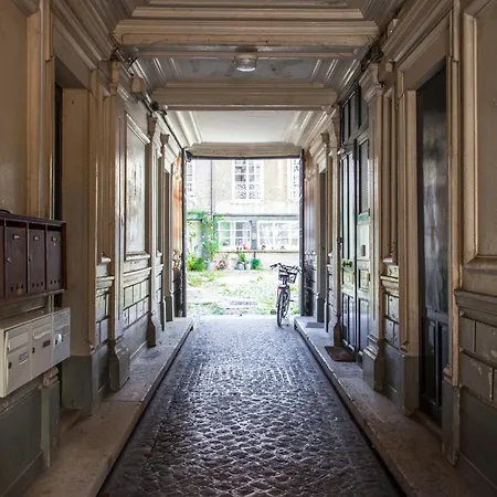 La Galerie - Atypique Bouchon De Apartment